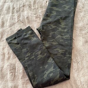 SPANX Camouflage Leggings